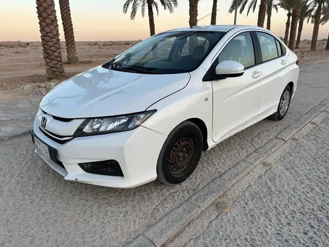 Discover undefined undefined Exterior Interior Images.Find all aspects and details of cars.
