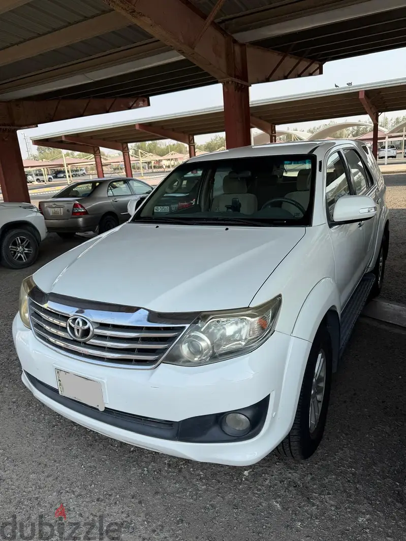 Toyota Fortuner 2013