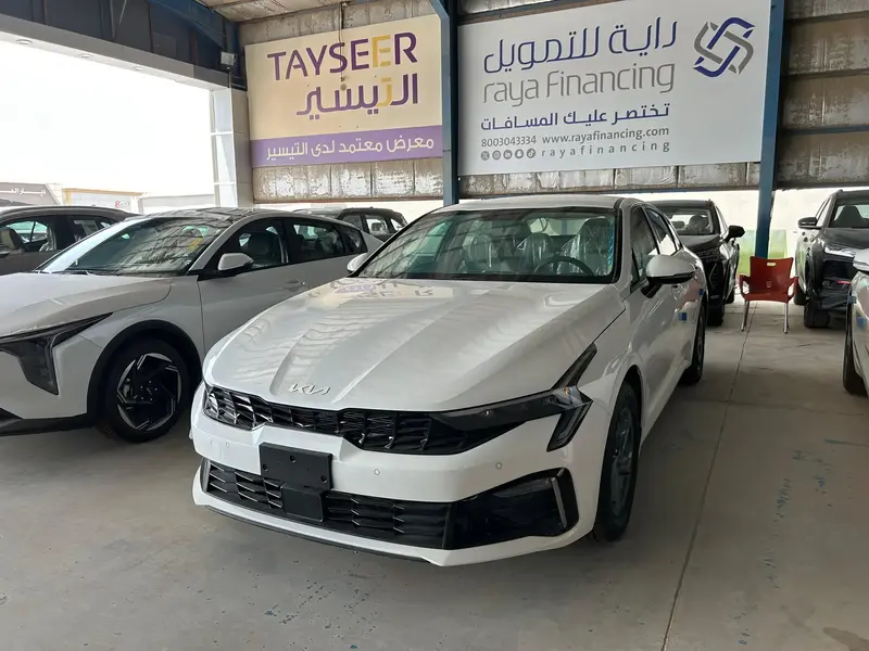 كيا K5 2024 ستاندر