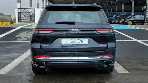 New Jeep Grand Cherokee 3.6L Overland 2024