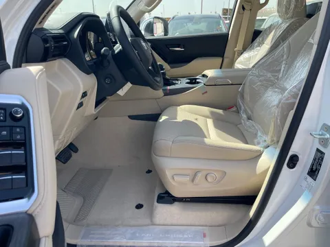 New Toyota Land Cruiser 3.5T VXR 2025