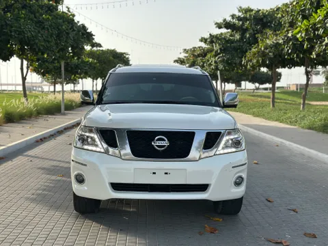 Discover undefined undefined Exterior Interior Images.Find all aspects and details of cars.