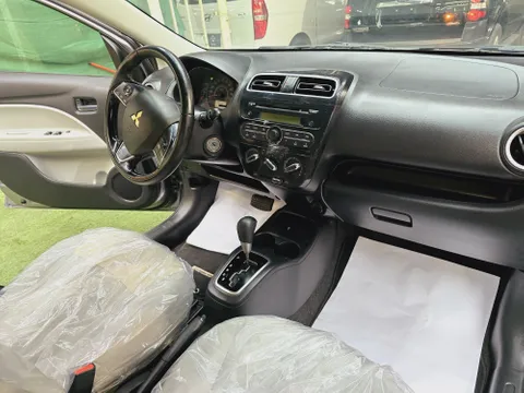 Mitsubishi Attrage 1.2 GLX 2021