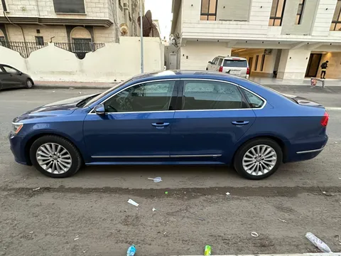 Discover undefined undefined Exterior Interior Images.Find all aspects and details of cars.