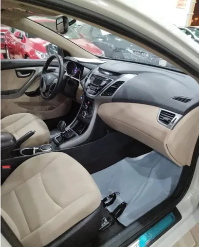 Discover undefined undefined Exterior Interior Images.Find all aspects and details of cars.