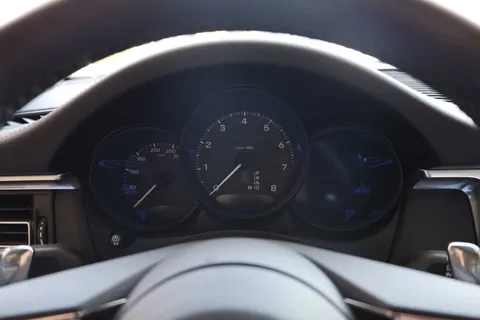 New Porsche Macan 2023