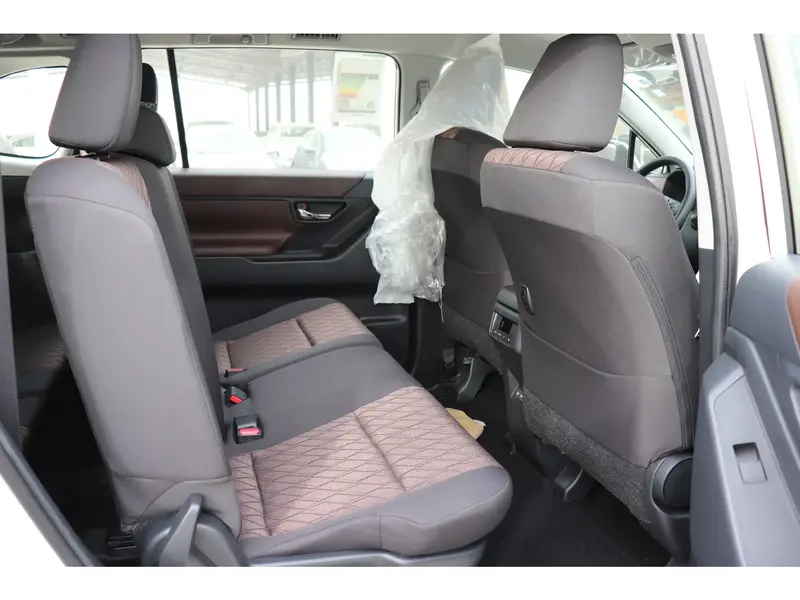 Toyota Innova 2024