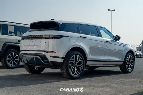 Discover undefined undefined Exterior Interior Images.Find all aspects and details of cars.