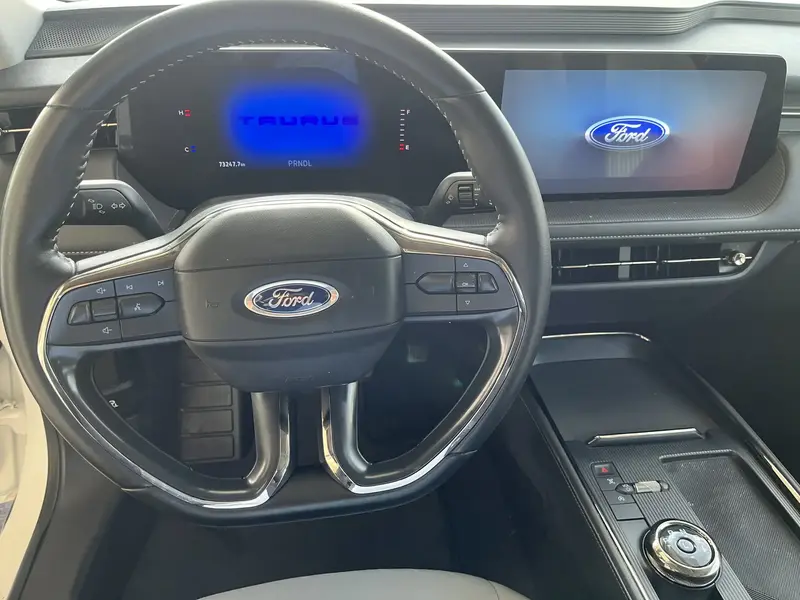 Ford Taurus 2023