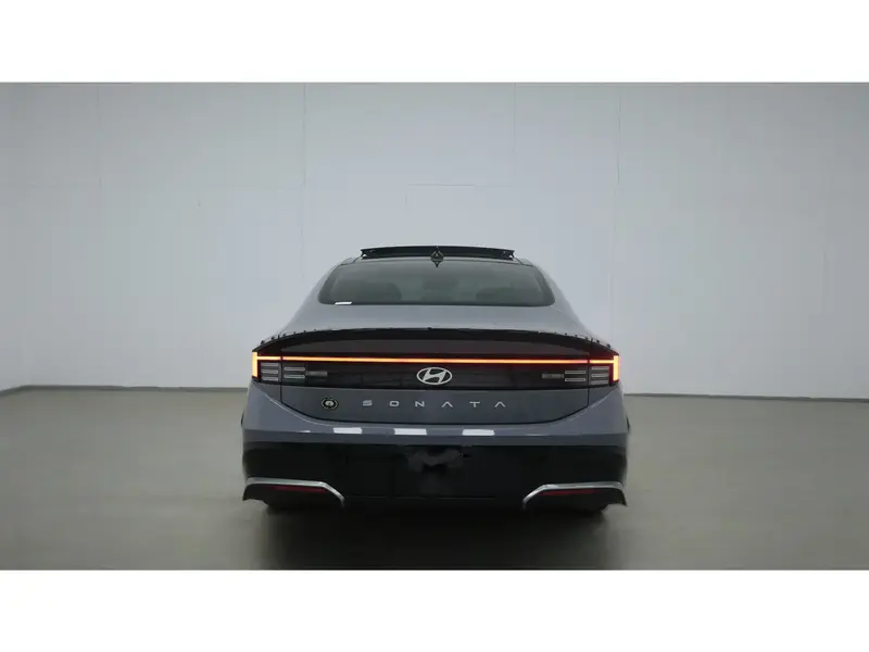 Discover undefined undefined Exterior Interior Images.Find all aspects and details of cars.