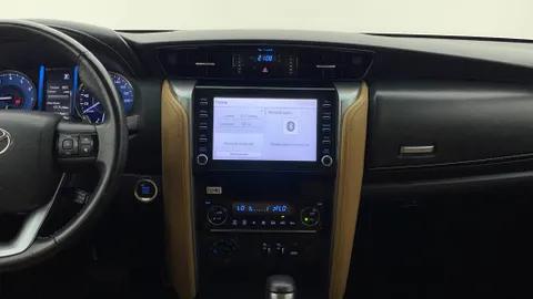 Toyota Fortuner 2022