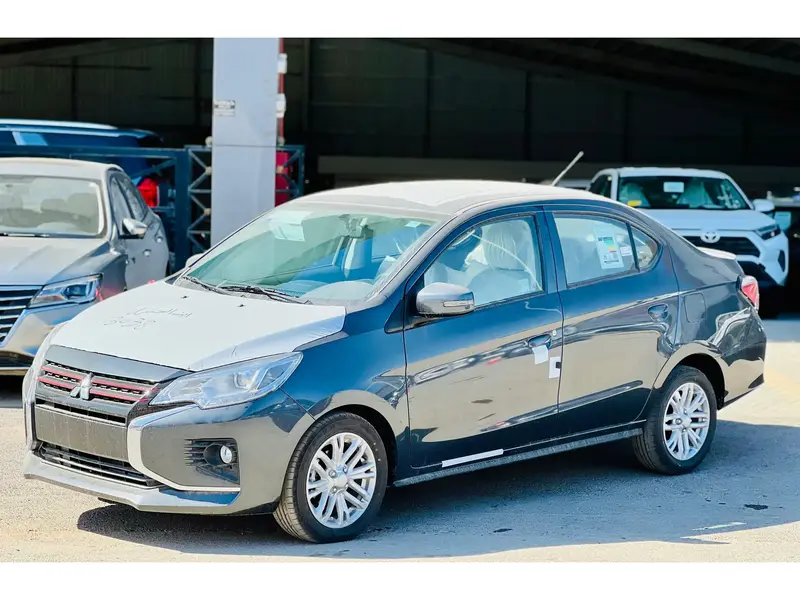 Discover undefined undefined Exterior Interior Images.Find all aspects and details of cars.