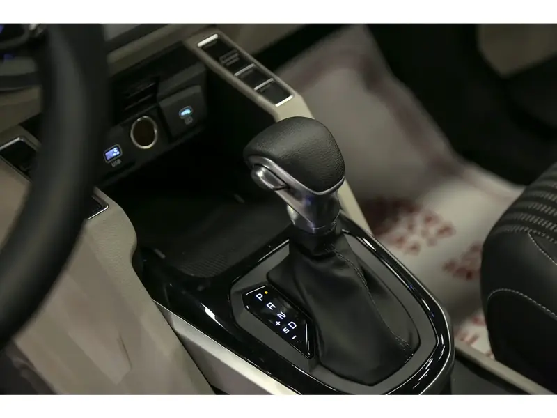 KIA Carens 2025