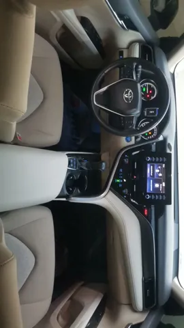 Toyota Camry  2.4 Hybrid XLE 2022