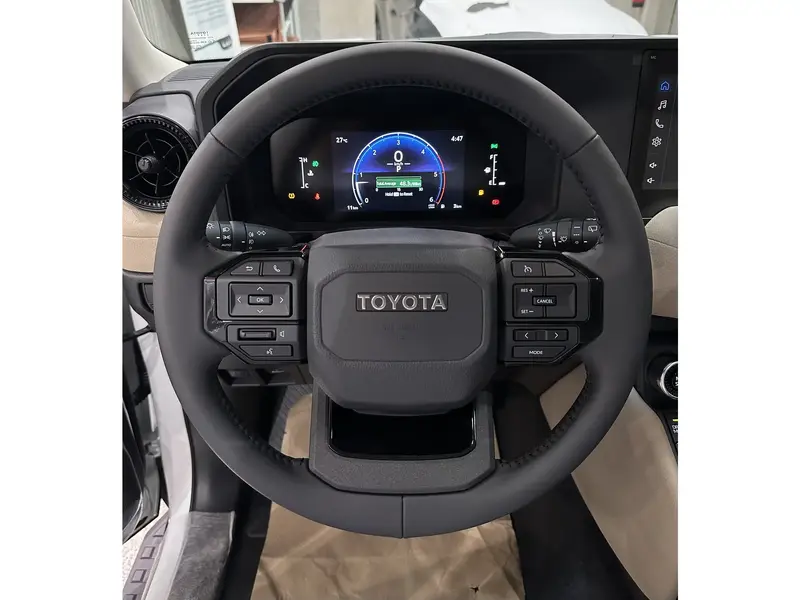 Toyota Prado 2025