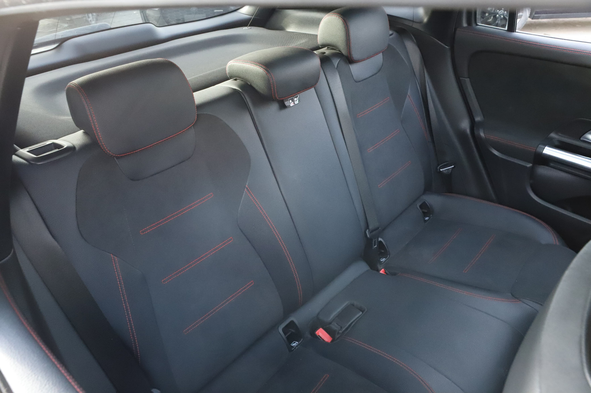 مرسيدس بنز GLA Class 2022