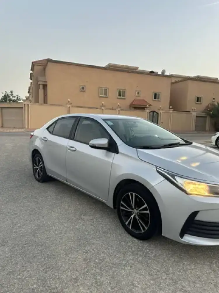 toyota toyota-corolla image Toyota Corolla 2018