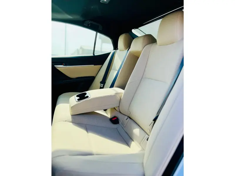 Toyota Camry 2025