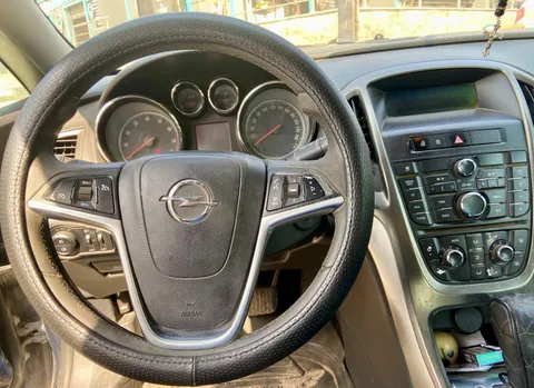 Discover undefined undefined Exterior Interior Images.Find all aspects and details of cars.