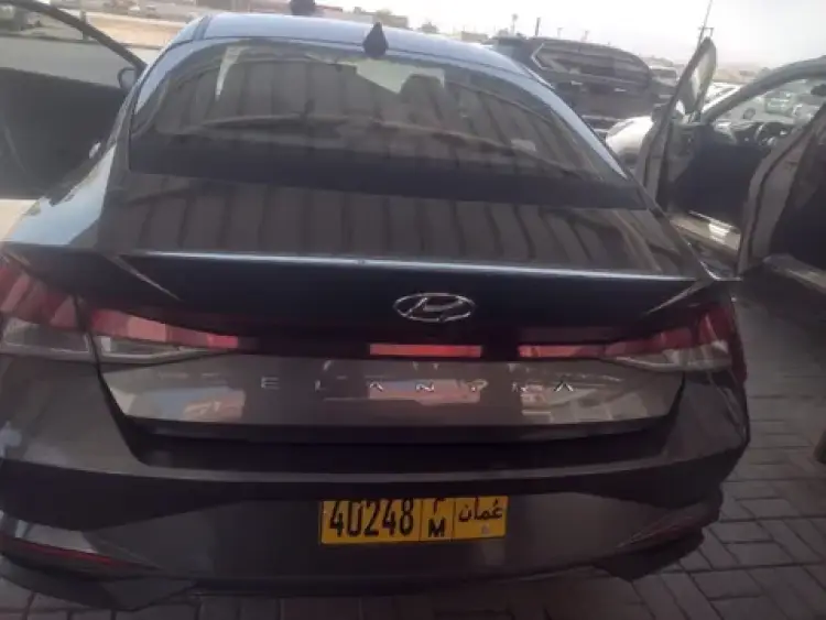 hyundai hyundai-elantra image Hyundai Elantra 1.6L 2022
