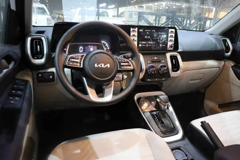 New Kia Sonet 2023