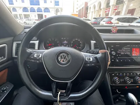 Volkswagen Teramont 3.6L SEL (AWD) 2018