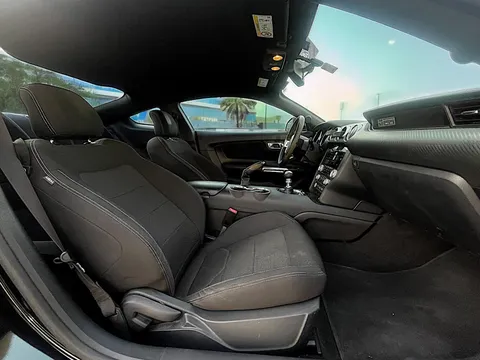 Ford Mustang V6 2015
