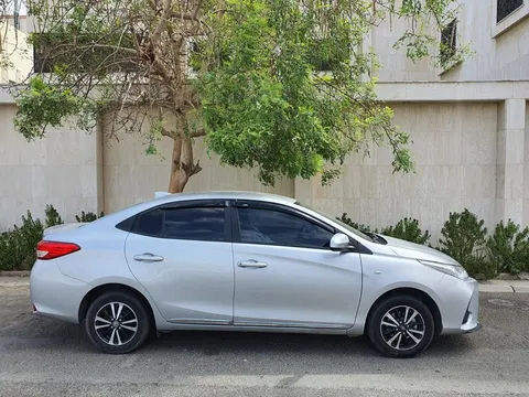 Discover undefined undefined Exterior Interior Images.Find all aspects and details of cars.