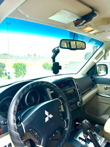 Mitsubishi Pajero 3.5L GLS 5 Door 2017