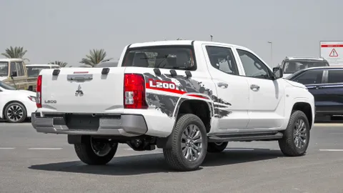 Discover undefined undefined Exterior Interior Images.Find all aspects and details of cars.