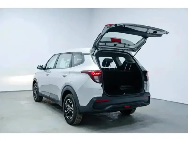 Discover undefined undefined Exterior Interior Images.Find all aspects and details of cars.