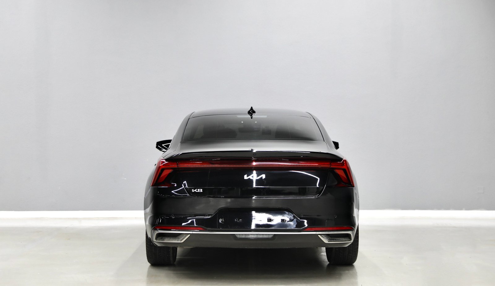 Accident Free | 2.5L | Free Insurance and Registration | Under Warranty Till 2026 | A001725