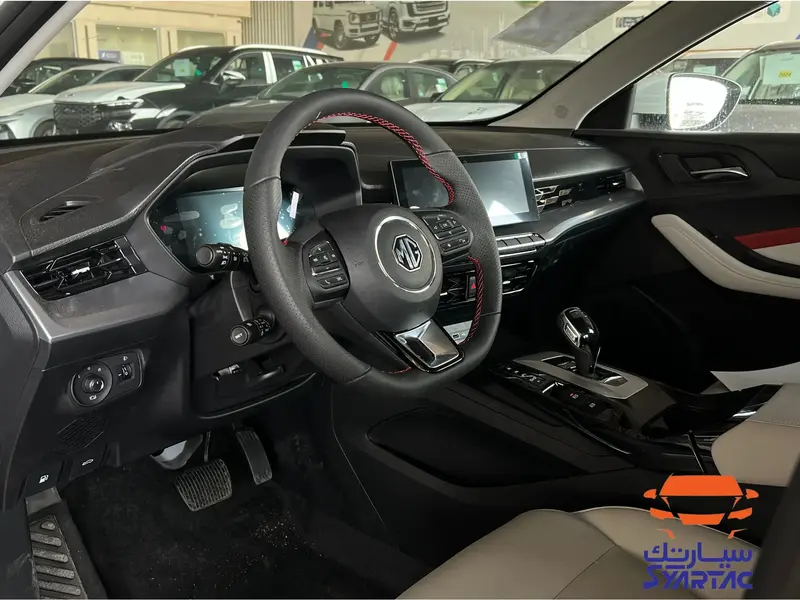Discover undefined undefined Exterior Interior Images.Find all aspects and details of cars.