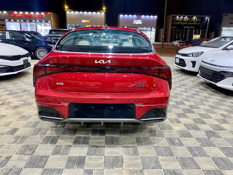 KIA K5 2025