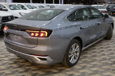 New Ford Taurus 2023