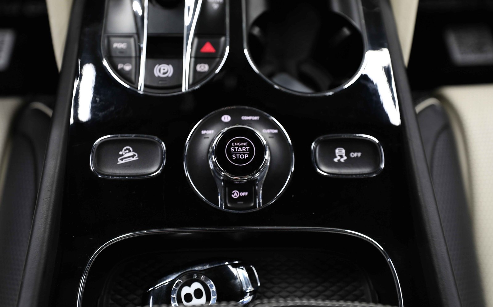 Speed ! Perfect Condition | Service Contract plus 3 Years Warranty | V8