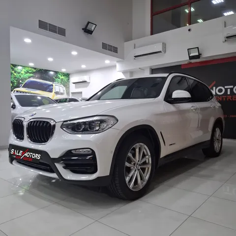 bmw x3 image BMW X3 xDrive 30i 2018