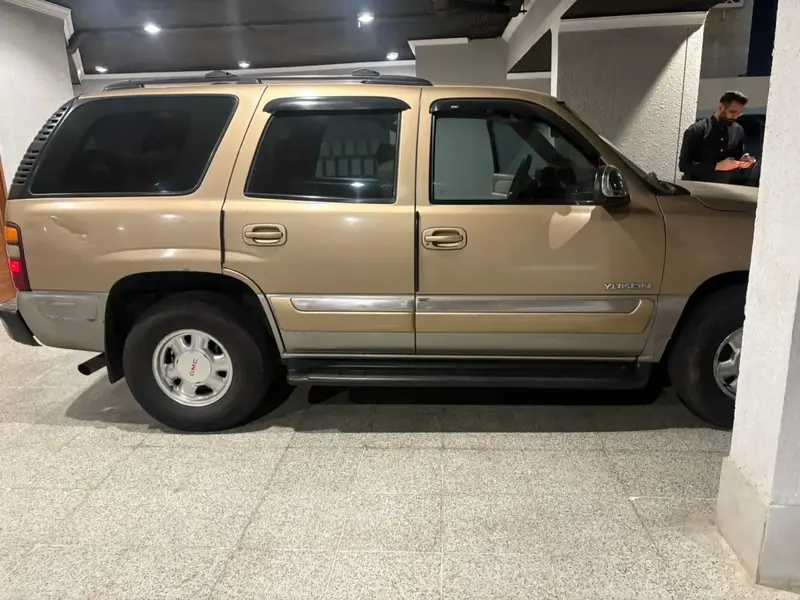 GMC Yukon 2001