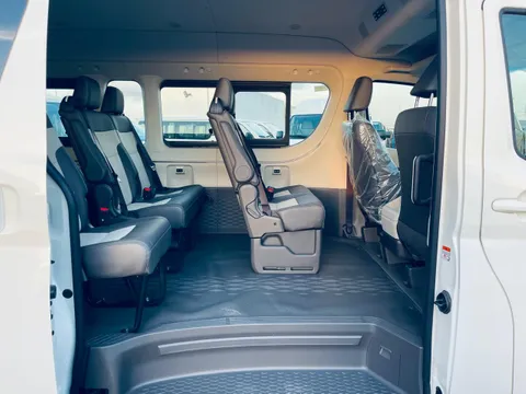 New Toyota Hiace 2.8L Commuter M/T Highline 2024