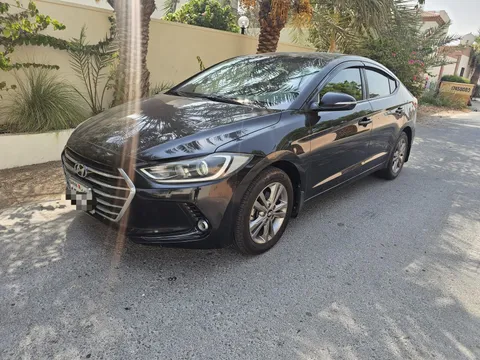 hyundai hyundai-elantra image Hyundai Elantra 1.6L 2016