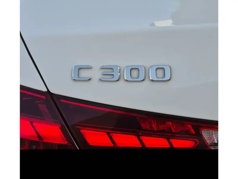 Discover undefined undefined Exterior Interior Images.Find all aspects and details of cars.