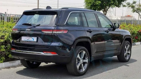New Jeep Cherokee 2024