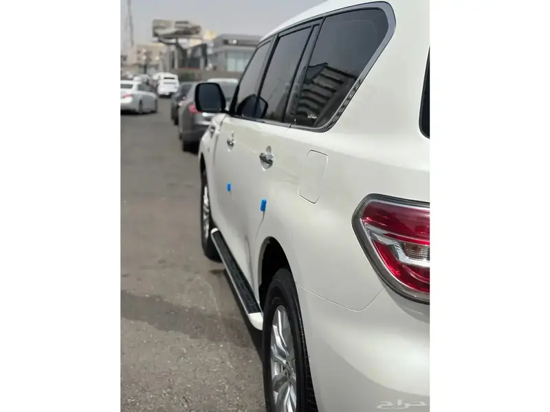 Nissan Patrol 2016