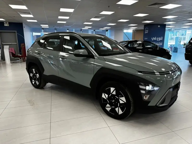 Discover undefined undefined Exterior Interior Images.Find all aspects and details of cars.