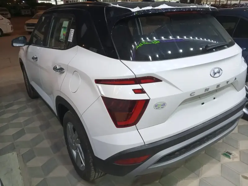 Discover undefined undefined Exterior Interior Images.Find all aspects and details of cars.