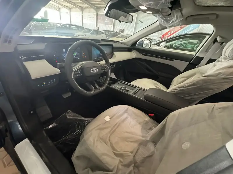 Ford Taurus 2025