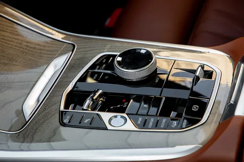 BMW X7 2023