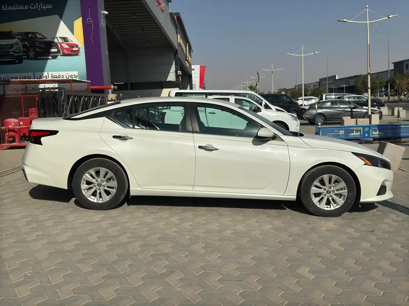 Nissan Altima 2022