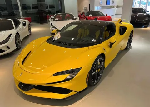 Discover undefined undefined Exterior Interior Images.Find all aspects and details of cars.