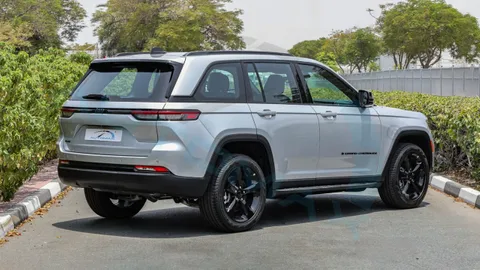 New Jeep Grand Cherokee 3.6L Altitude 2024